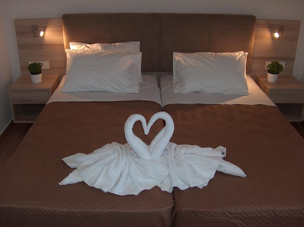 Gerona Mare Apartments Jeráni Haníon Szoba fotó
