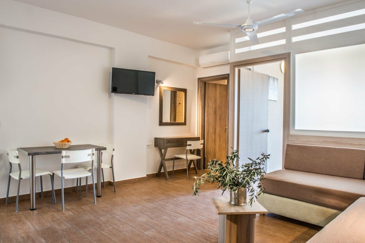 Gerona Mare Apartments Jeráni Haníon Kültér fotó